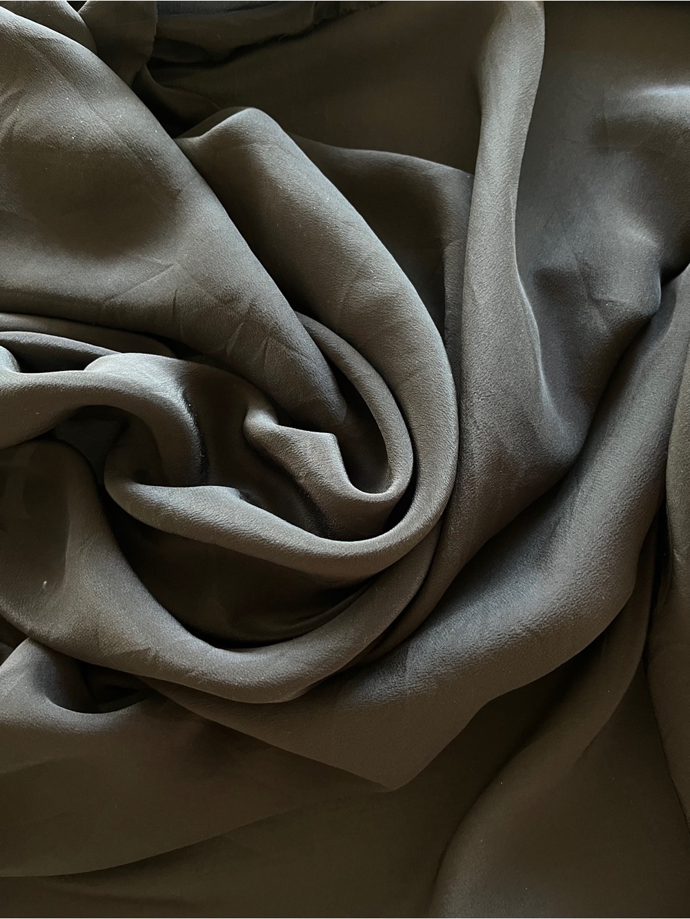 NWT 100% Silk Crepe De Chine Fabric Jet Black By The Yard 44.5" wide